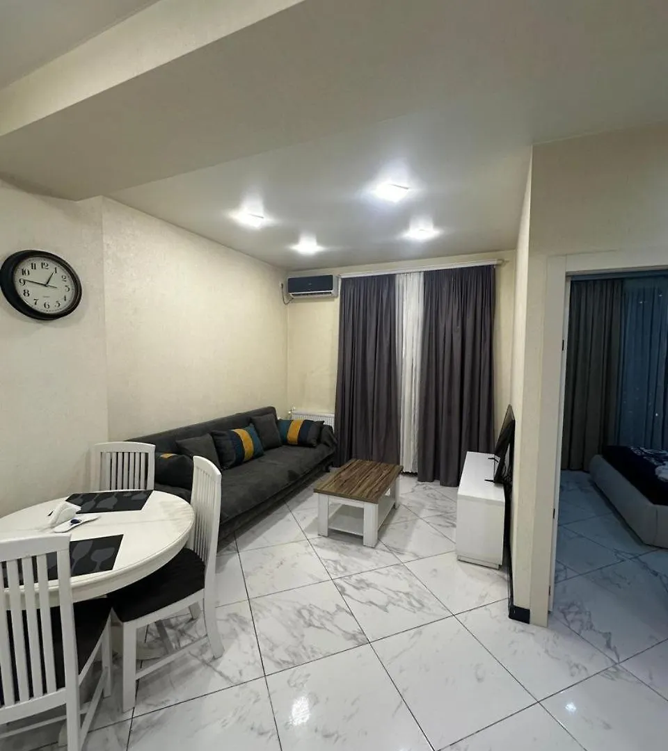 Apartment Near Saakadze Square, Centre Of 第比利斯 格鲁吉亚